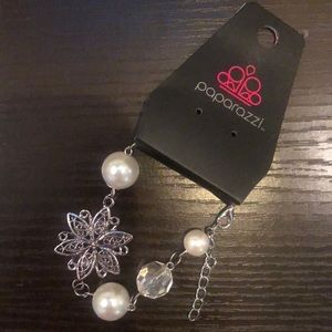 Paparazzi bracelet NWT